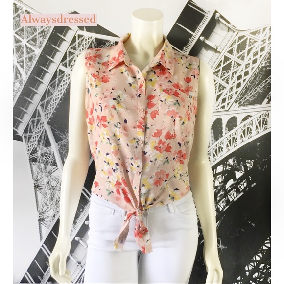Timing Floral Button Down Blouse - Picture 1 of 5